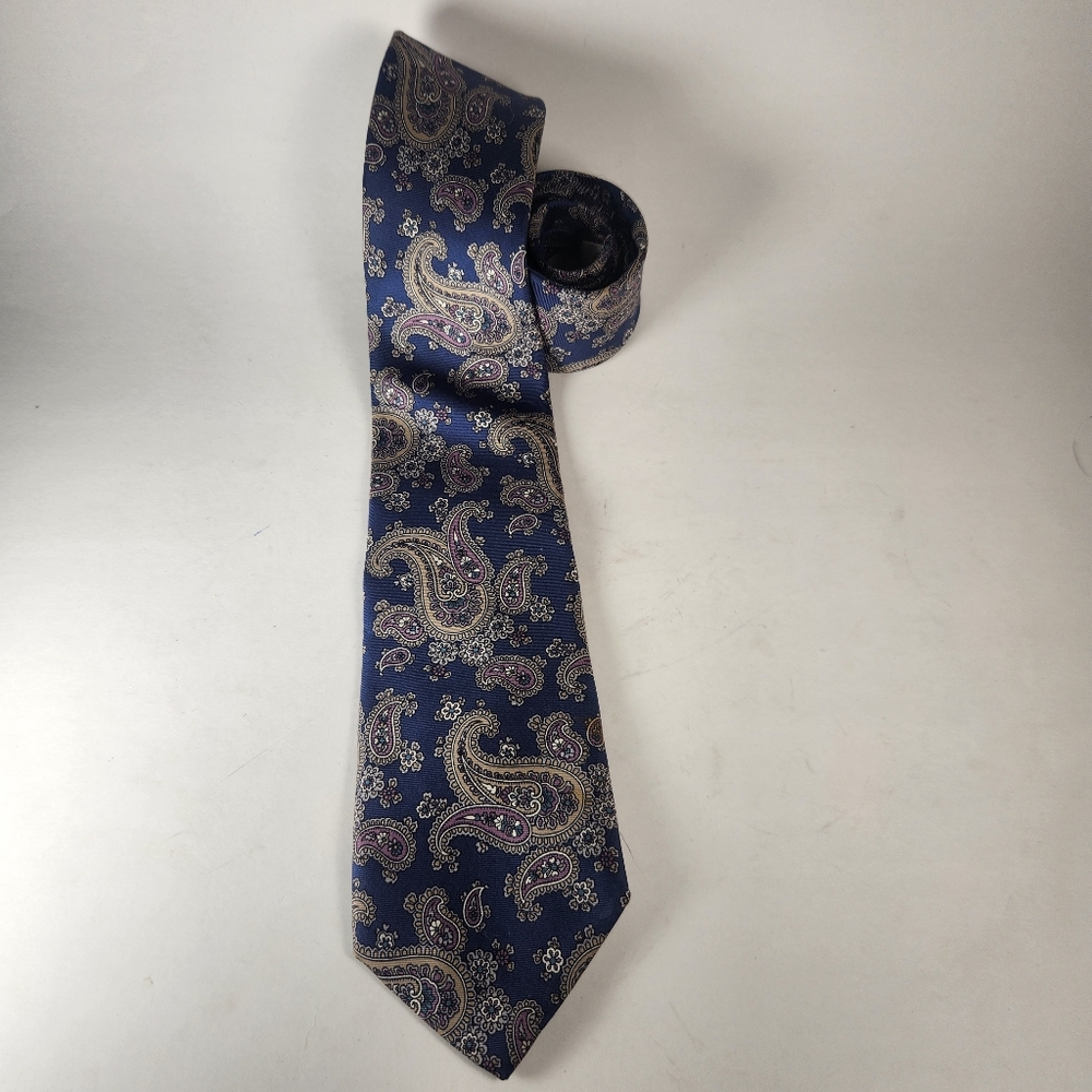 CHRISTIAN DIOR Italian Silk Tie Blue Paisley Made USA - Picture 4 of 6